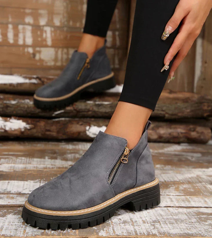 Heliviane™ - Comfortable orthopedic ankle boots for women with wedge sole